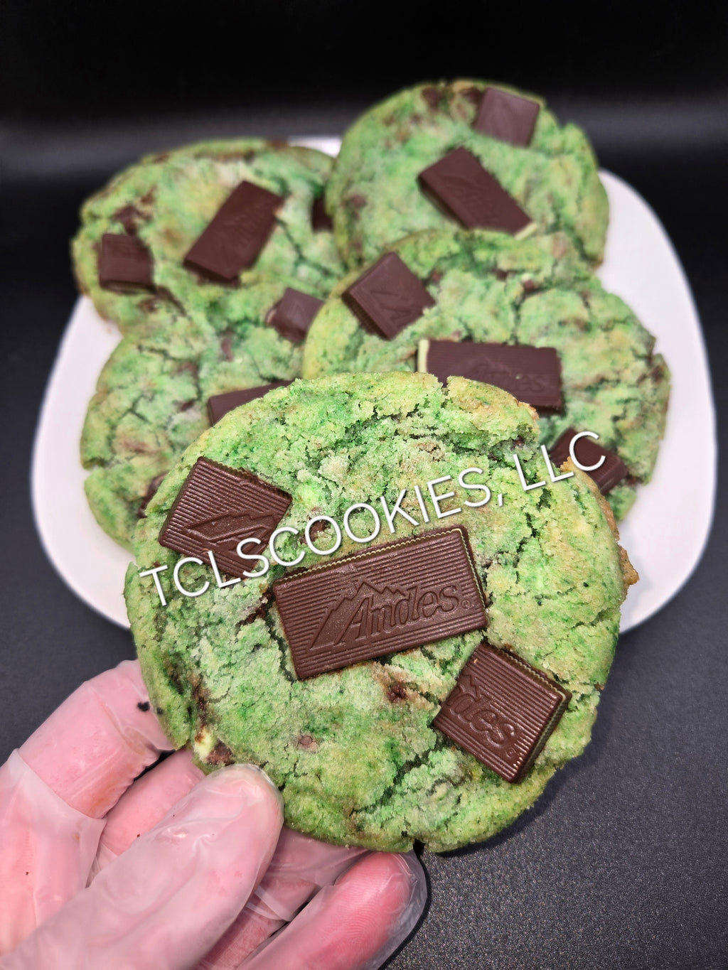 Mint Chocolate Chip Cookies (1 Dozen)